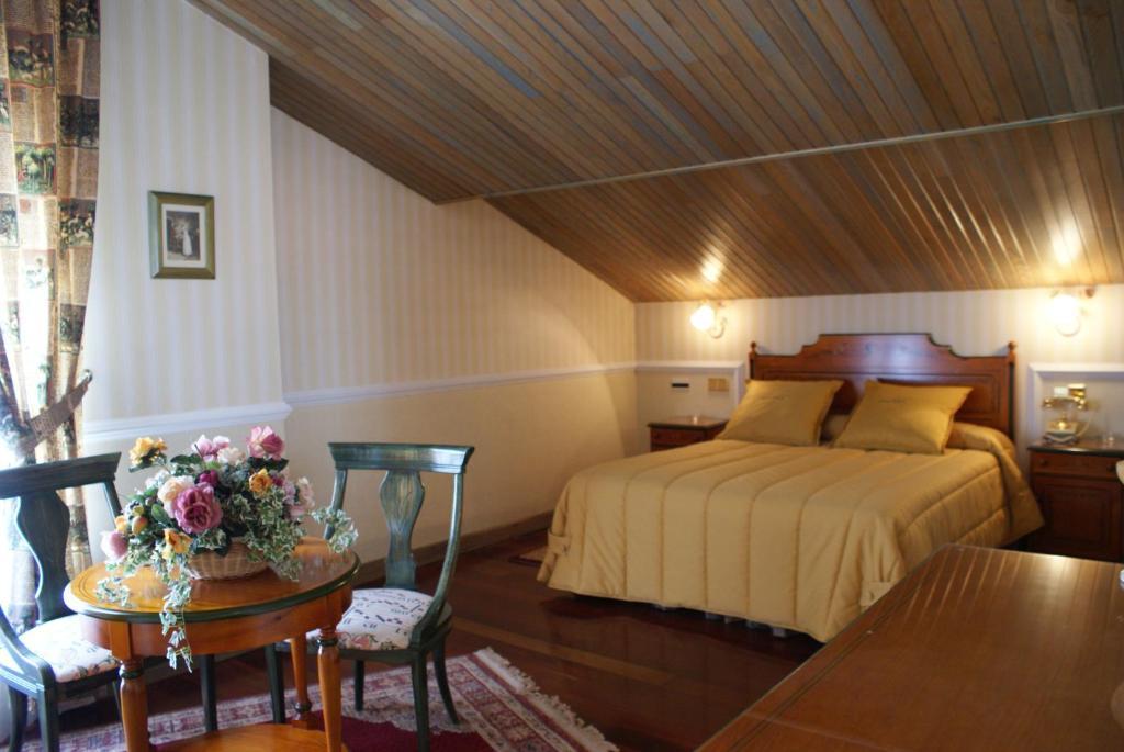 Hotel Camino de Santiago Los Tomillares Habitación foto